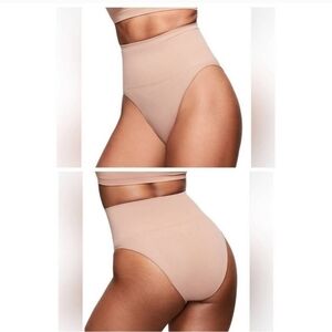 SKIMS Core Control Brief Sienna Size L/XL